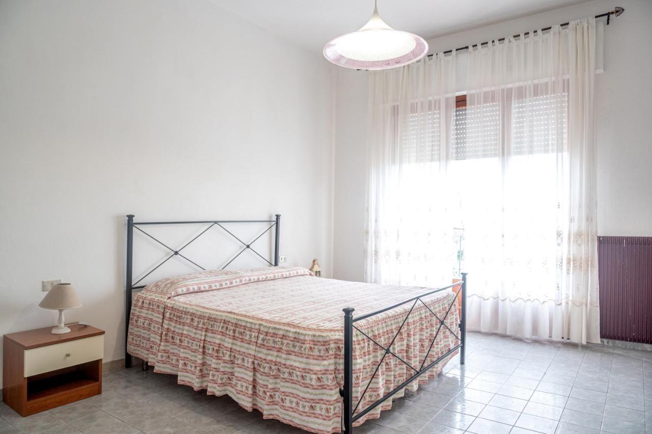 ماسا Iss Travel Apartments Casa Maria In Marina Di Massa المظهر الخارجي الصورة