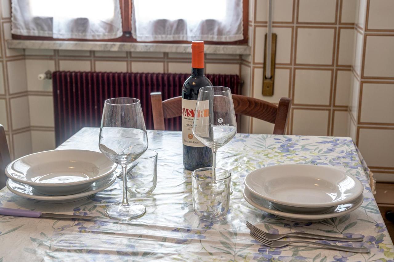 ماسا Iss Travel Apartments Casa Maria In Marina Di Massa المظهر الخارجي الصورة