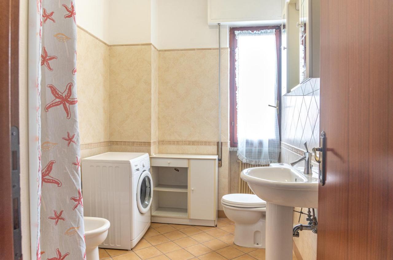 ماسا Iss Travel Apartments Casa Maria In Marina Di Massa المظهر الخارجي الصورة